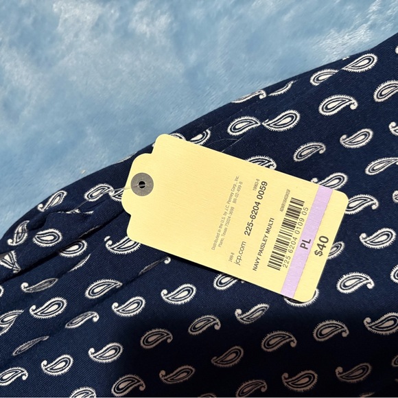 New Dress - Picture 5 of 5